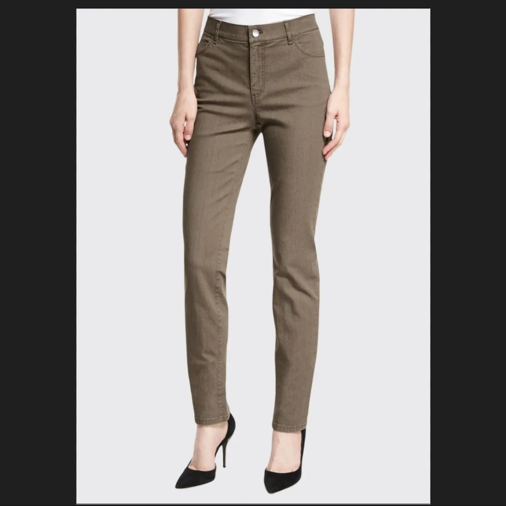 Lafayette 148 New York | Light Brown  Thompson Straight Leg Denim | Sz 2